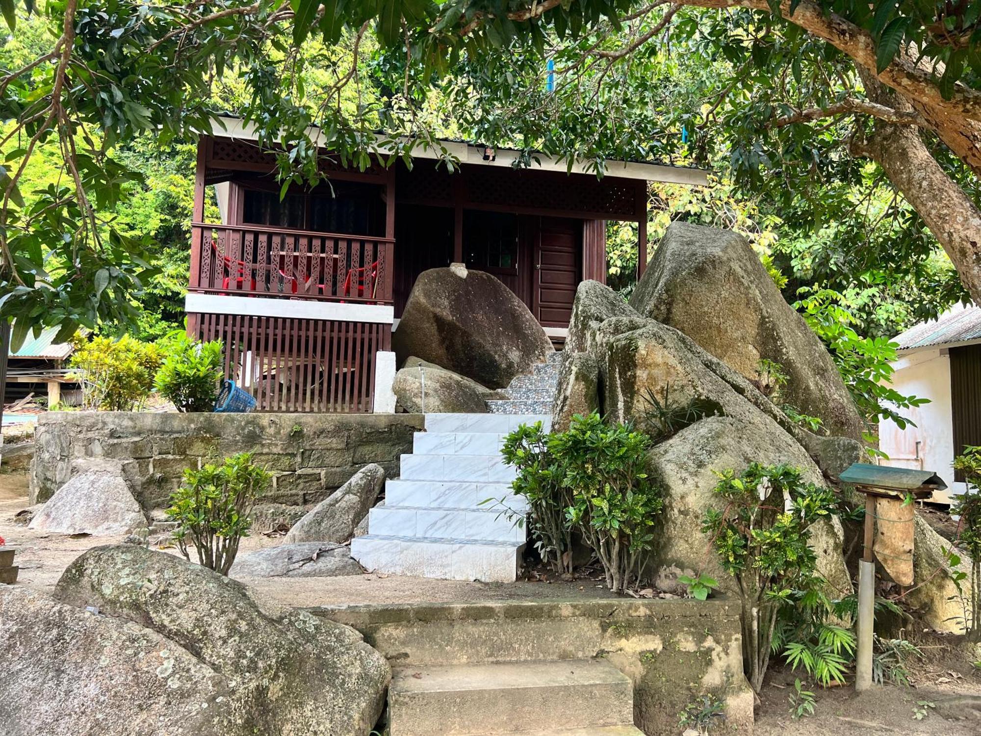 Mama'S Chalet Pulau Perhentian Besar Kampong Pasir Hantu Buitenkant foto