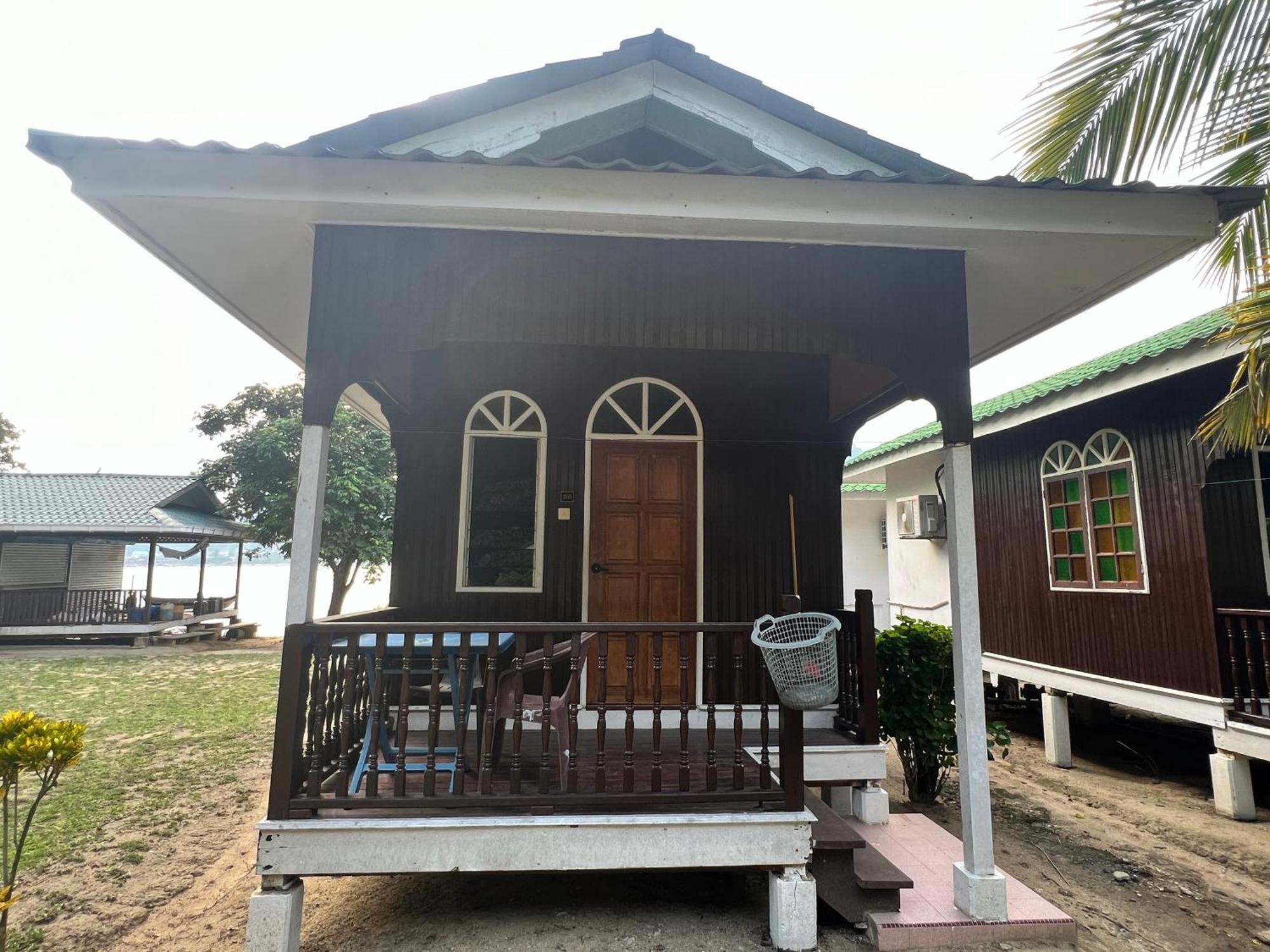 Mama'S Chalet Pulau Perhentian Besar Kampong Pasir Hantu Buitenkant foto