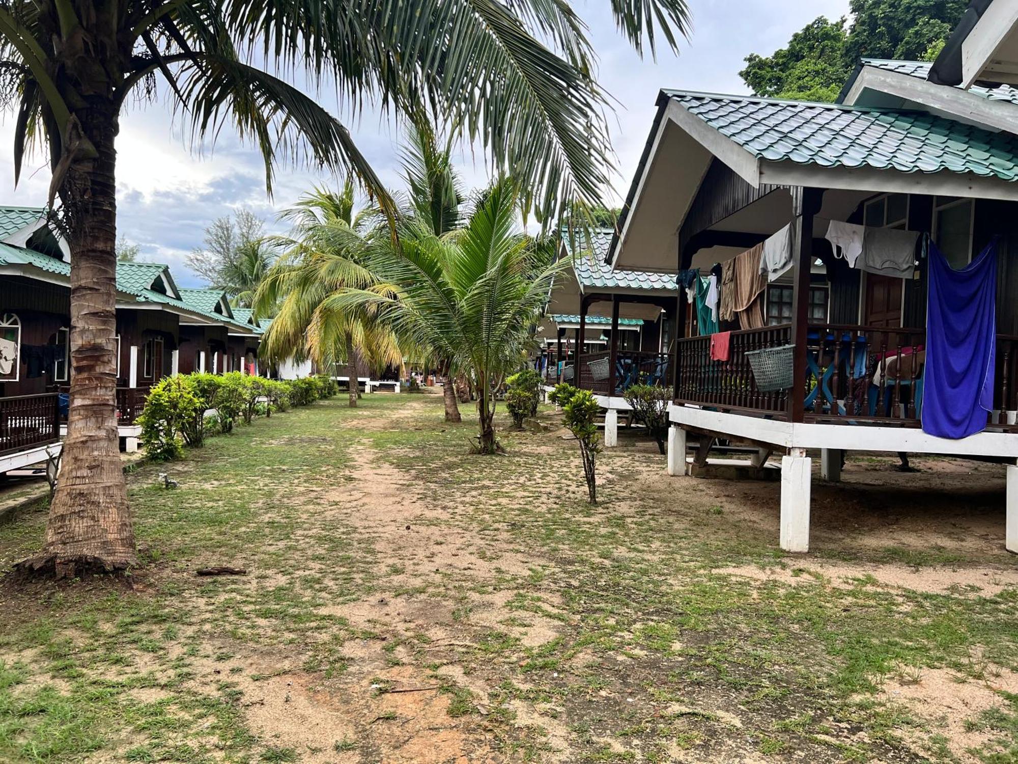 Mama'S Chalet Pulau Perhentian Besar Kampong Pasir Hantu Buitenkant foto