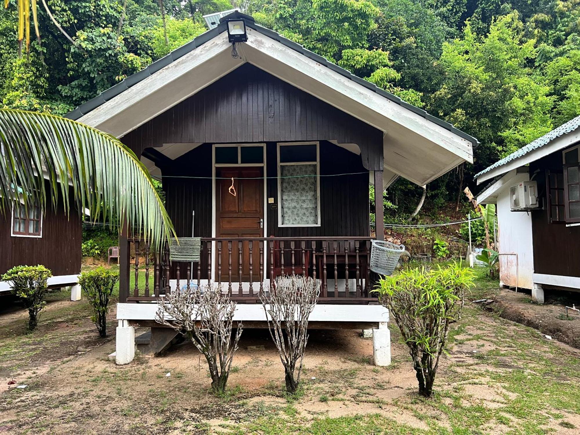 Mama'S Chalet Pulau Perhentian Besar Kampong Pasir Hantu Buitenkant foto